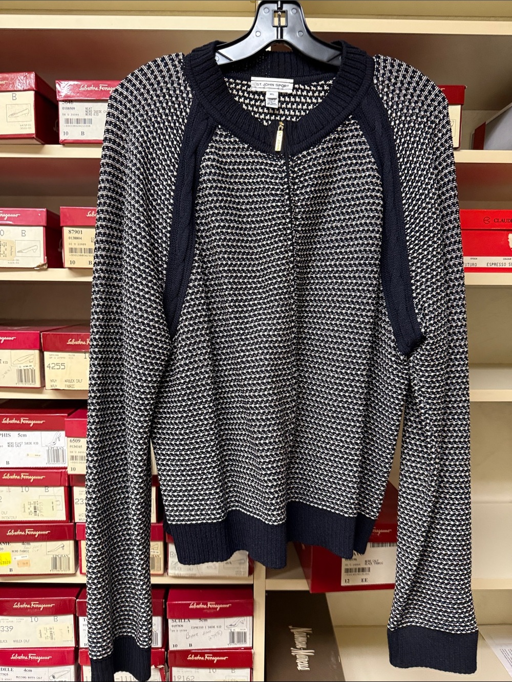 St. John black and White Knit zip-front  knit jacket
